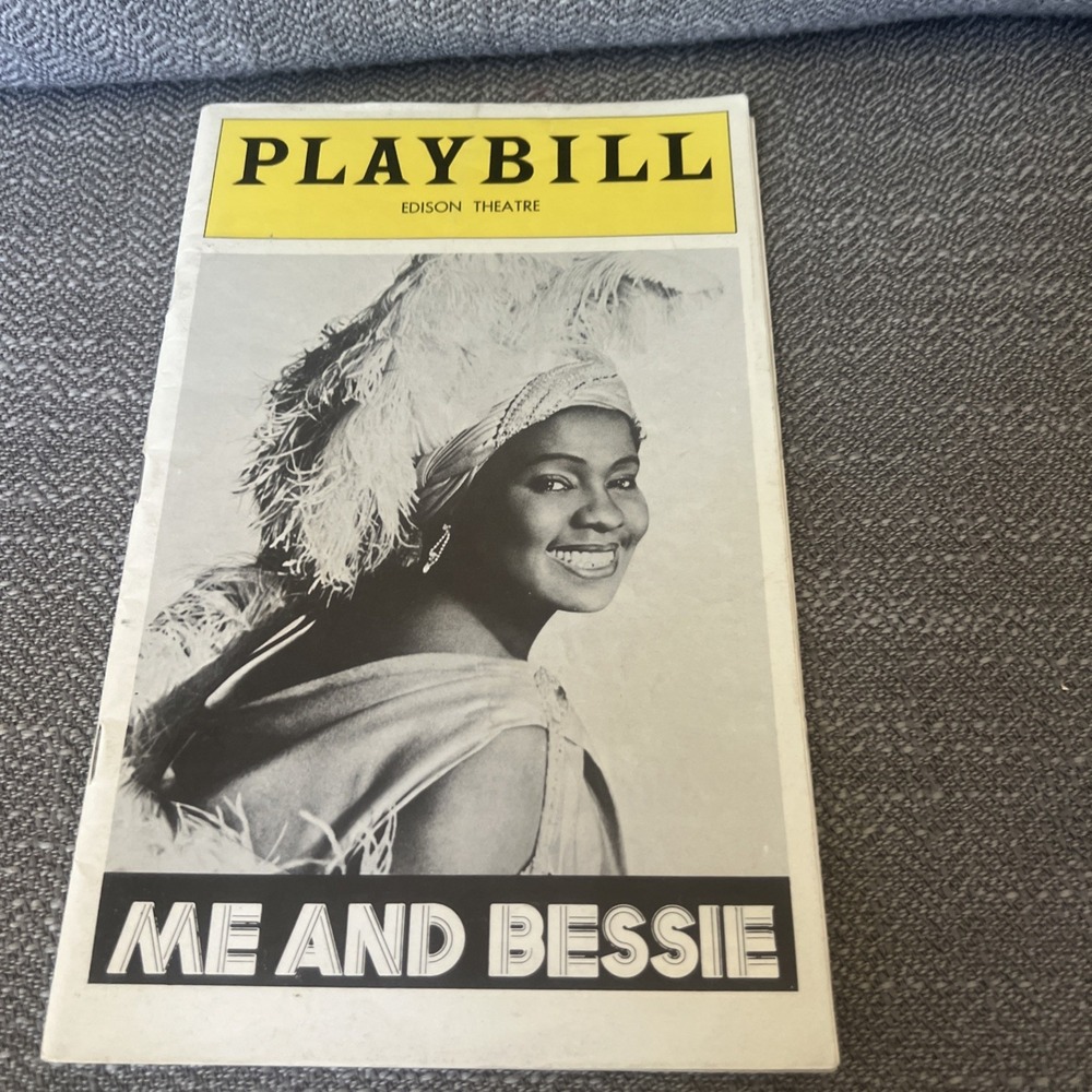 January 1976 - Edison Theatre Playbill - Me And Bessie - Linda Hopkins